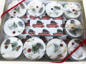 CHRISTMAS FARM TRUCK Set of 10 Farmhouse X-mas Fire Starters, Holiday Gift, Woodstove Fireplace Starters, Winter Housewarming Holiday Gift - Image 2