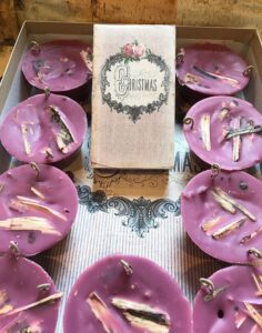 VICTORIAN CHRISTMAS FIRESTARTERS, Set of 10 Indoor Woodstove Fireplace Fire Starters, X-mas Holiday Winter Gift - Image 2