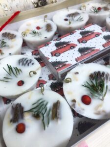 CHRISTMAS FARM TRUCK Set of 10 Farmhouse X-mas Fire Starters, Holiday Gift, Woodstove Fireplace Starters, Winter Housewarming Holiday Gift