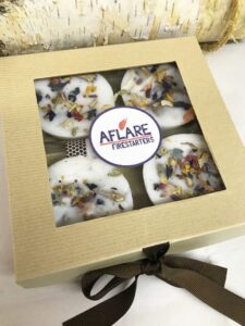 Box of 4 DRIED FLOWER FIRESTARTERS, Indoor Woodstove Fireplace Fire Starters, Cozy Hygge Gift Housewarming, Winter Holiday Gift Unisex - Image 2