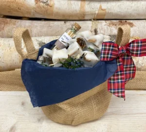 MINI BURLAP WINTER Basket, Snowflake Fire Starters, Xmas Holiday Bag of 10 Fire Starters, Xmas Country Farmhouse Rustic Gift, Mens Holiday